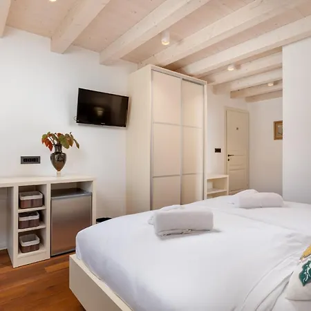 Casa de hóspedes Iris 2