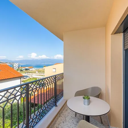 Iris 2 Baška